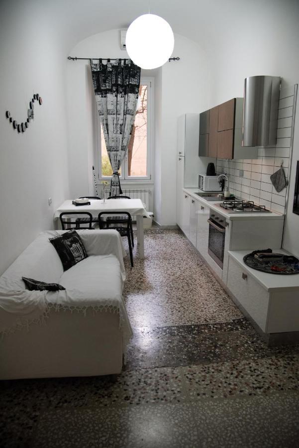 Beautiful&spacious Next To Termini 10 Minutes From Coliseum Appartement