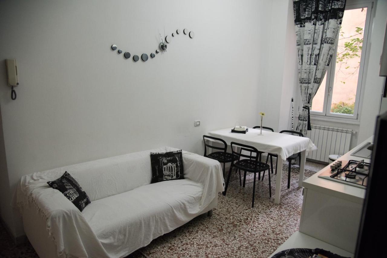 Beautiful&spacious Next To Termini 10 Minutes From Coliseum * Rome