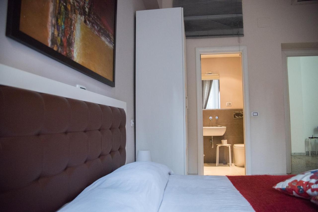 Beautiful&spacious Next To Termini 10 Minutes From Coliseum Appartement